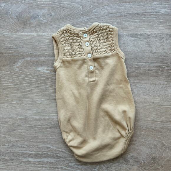 Kate Quinn Sleeveless Romper - Size 6-12m - Picture 3 of 3